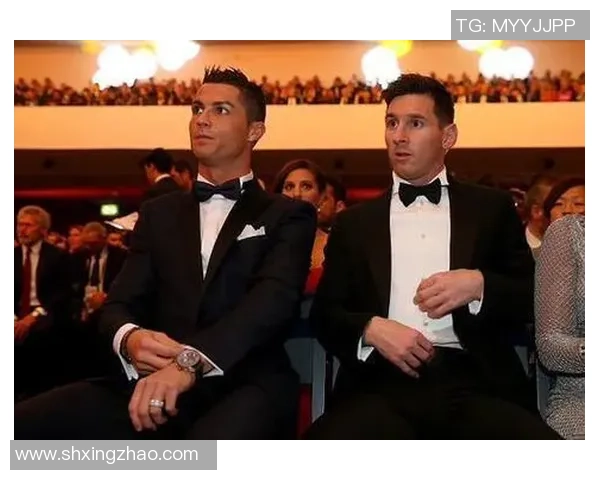 六大足球巨星解析：梅西、C罗、内马尔等全球足坛风云人物的传奇之路