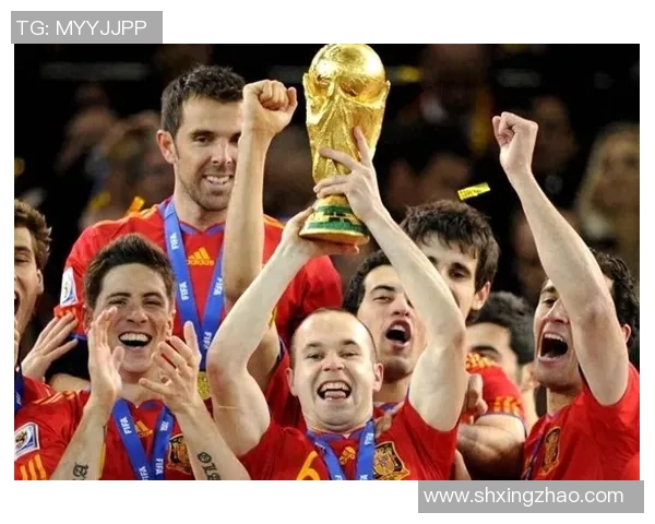 卷发足球明星的魅力与技术碰撞 解析他们在绿茵场上的辉煌表现与独特风采 卷发足球明星的魅力与技术碰撞 解析他们在绿茵场上的辉煌表现与独特风采